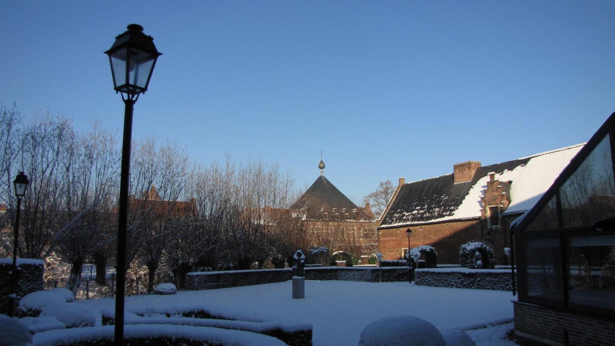 Begijnhof Hotel Leuven Exterior photo